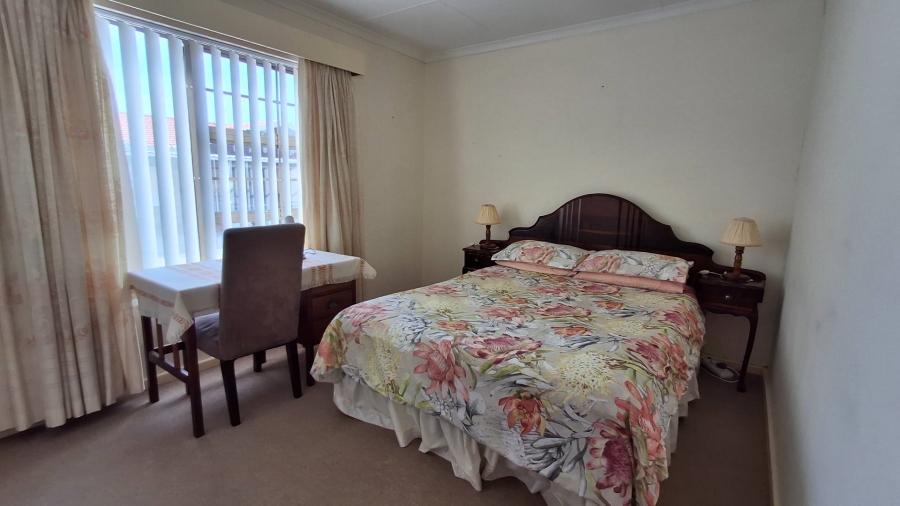 2 Bedroom Property for Sale in Fonteine Park Western Cape